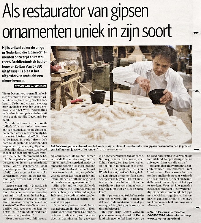 Algemeen Dagblad artikel over Zoltán Varró als restaurator van gipsornamenten