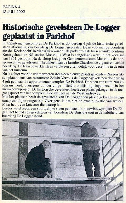 Artikel in De Logger over restauratie van historische gevelsteen door Zoltán Varró